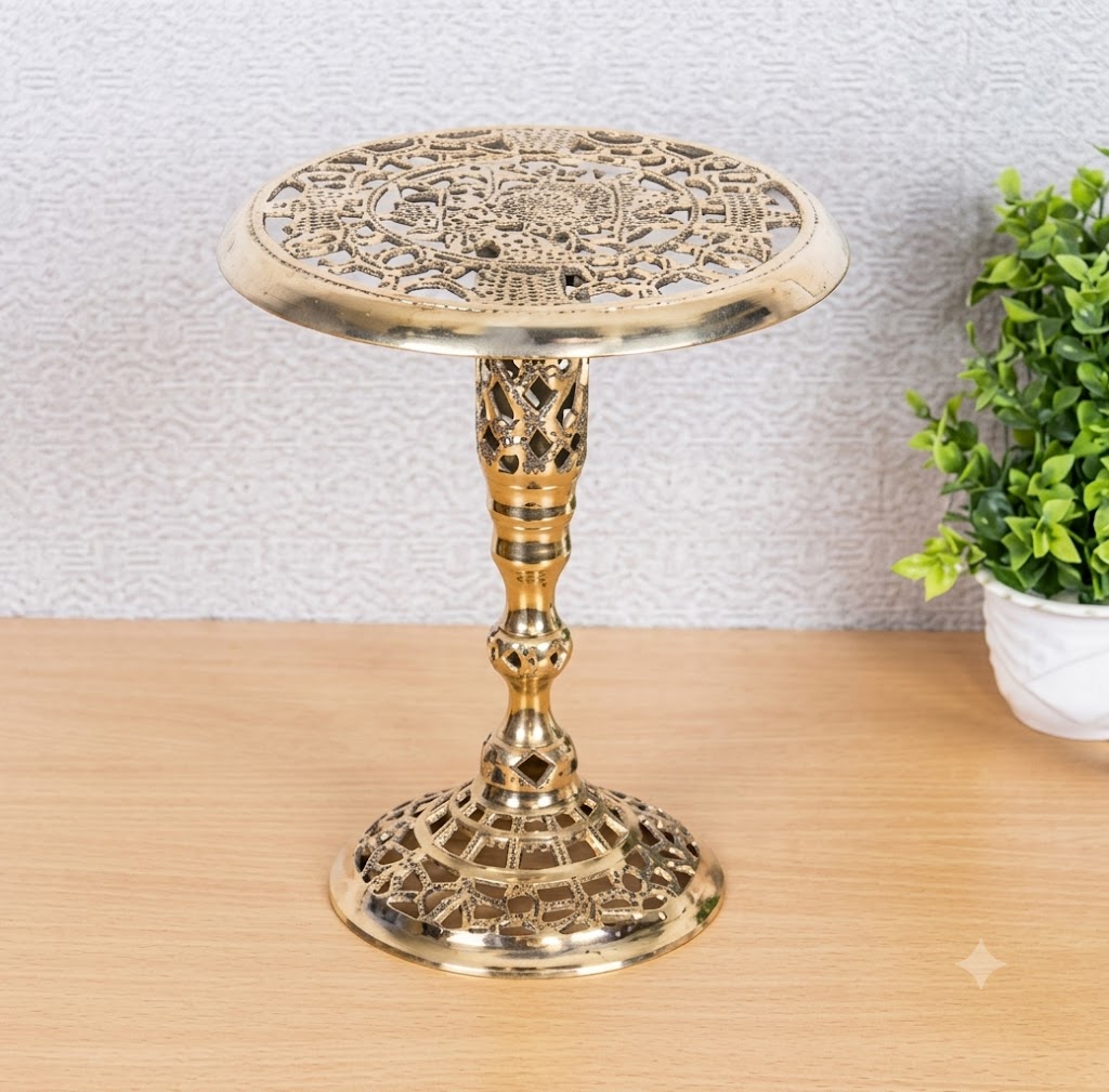 Brass Decorative Uruli Stand