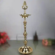 Brass Kuthuvilakku