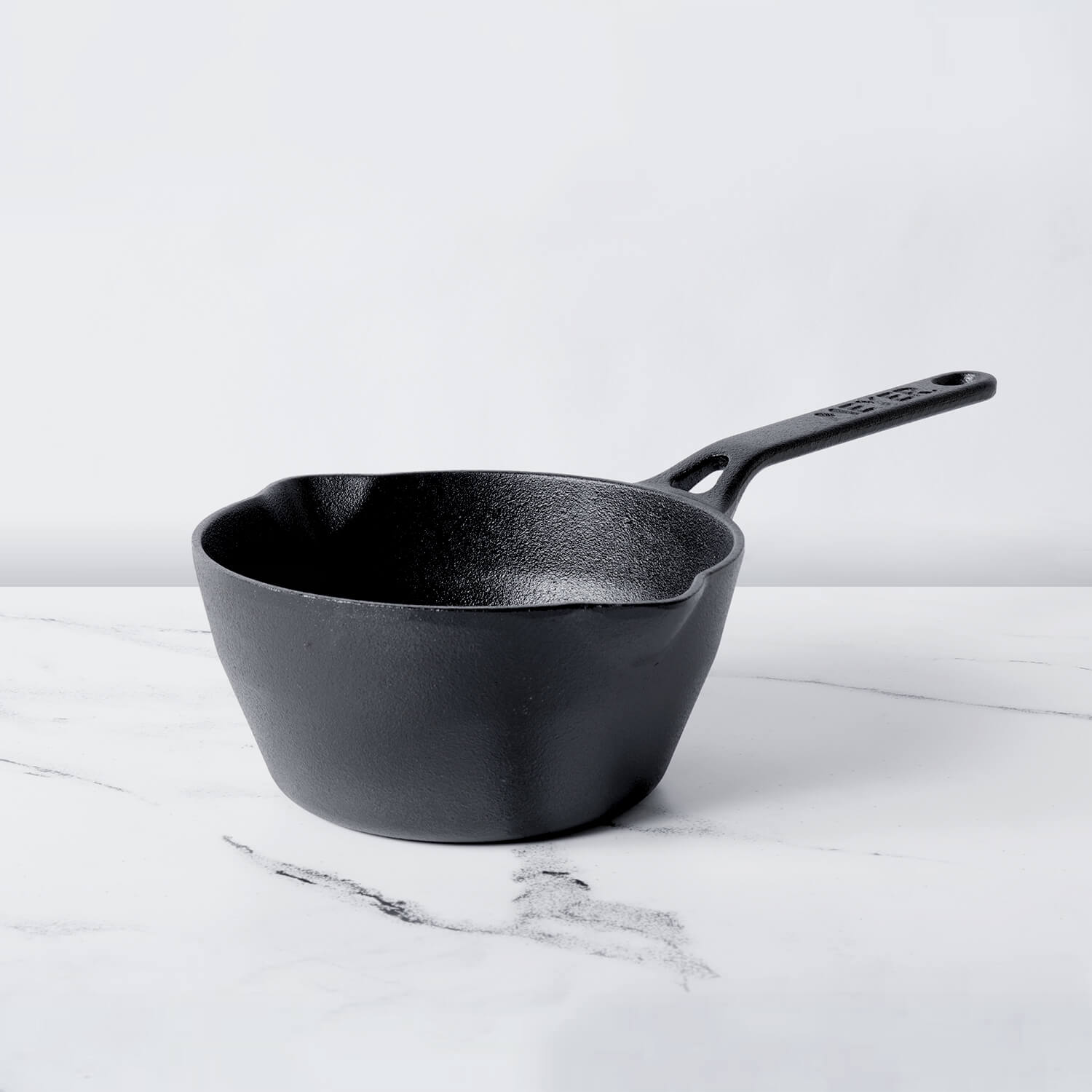 MEYER CAST IRON DEEP SKILLET/SAUCEPAN 18CM